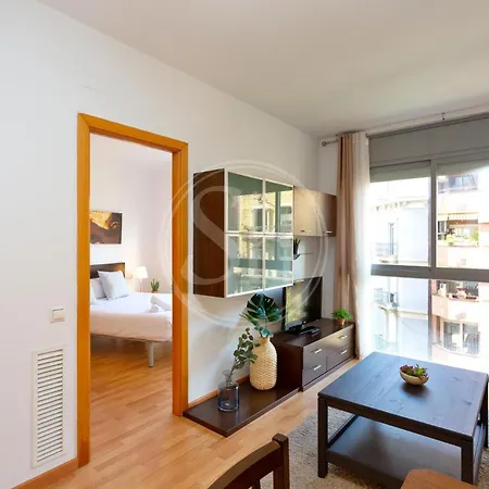 Apartment Cosy Next To Sagrada Familia V *